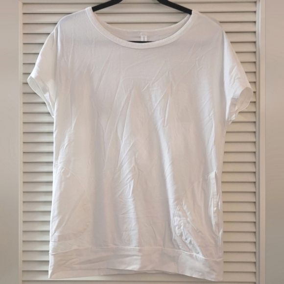 YSYOKOW Tops - YSYOKOW - White Crew Neck Short Sleeve Top With Pockets